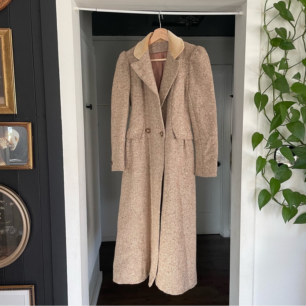 Vintage wool overcoat Extra Small velvet collar
